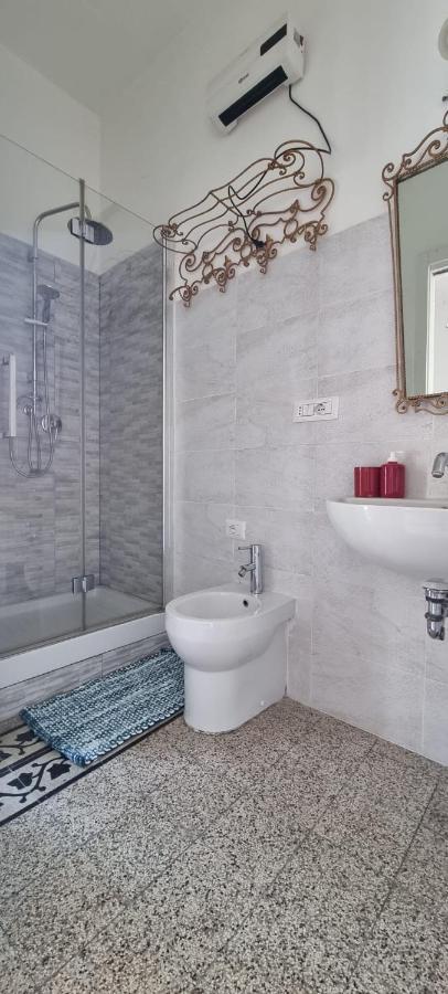 B&B Charming House Salerno Exterior foto
