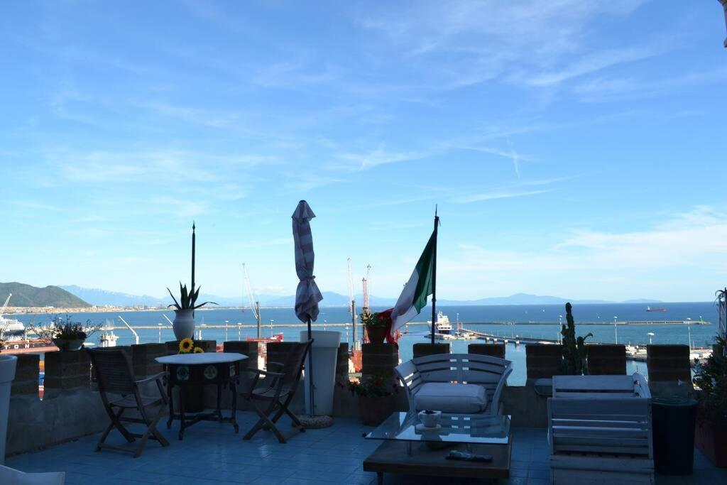 B&B Charming House Salerno Exterior foto